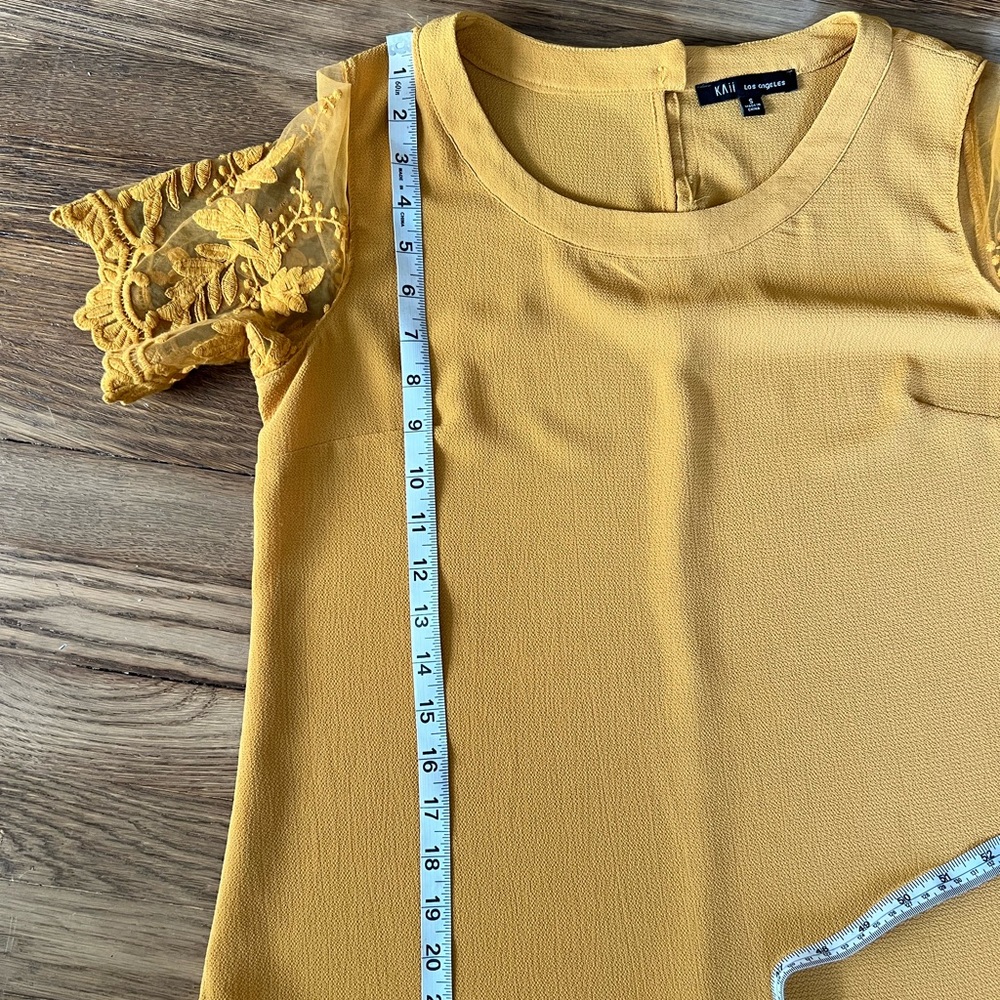 Elegant Mustard Lace Sleeve Top - Picture 5 of 7